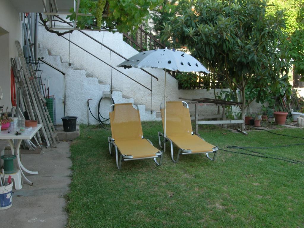 Apartment Next To The Sea In Poseidonia Posidhonía المظهر الخارجي الصورة